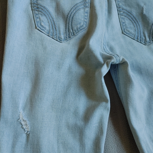 Hollister Jeans - Picture 4 of 5